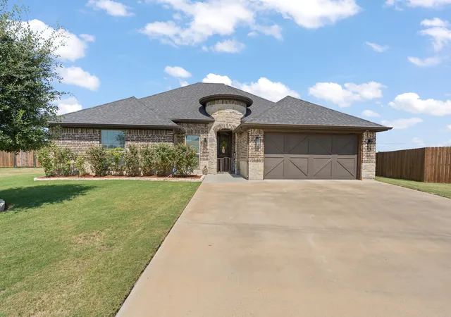 Photo 2 of Single family home for sale at 103 Nolan River Run, Godley, TX 76044 | MLS# 21364224 | Listing updated on 2026-09-12