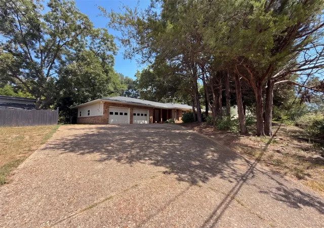 Photo 1 of Single family home for sale at 11212 Stuart St, Brownsboro, TX 75756 | MLS# 21365496 | Listing updated on 2026-09-21