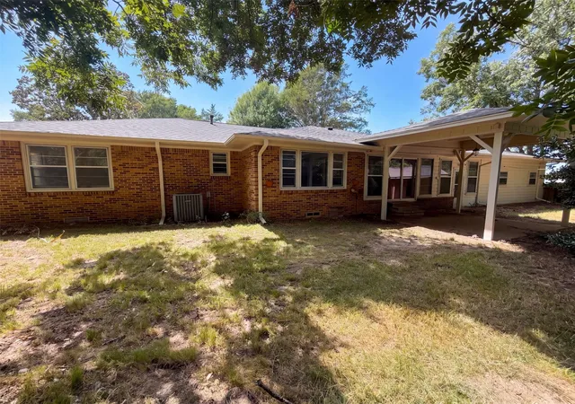 Photo 4 of Single family home for sale at 11212 Stuart St, Brownsboro, TX 75756 | MLS# 21365496 | Listing updated on 2026-09-21