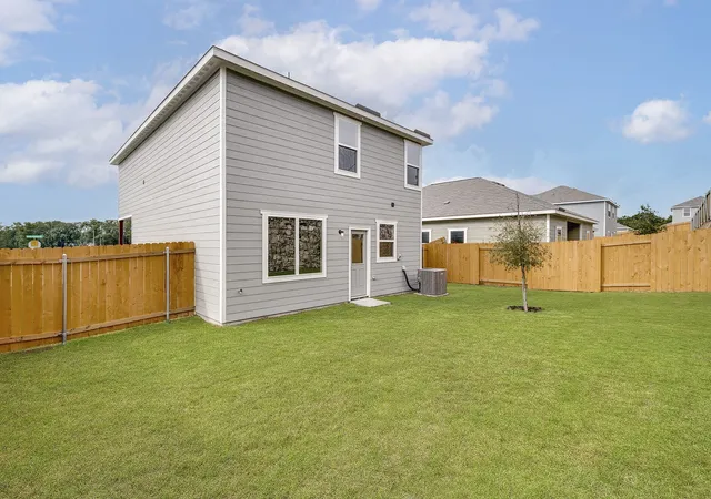 Photo 3 of Sale Pending at 6359 Racer Summit Dr, Dallas, TX 75241 | MLS# 21365550 | Listing updated on 2026-09-11