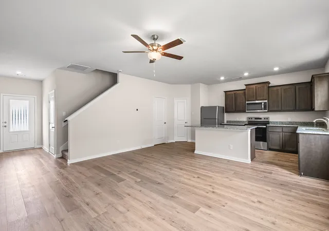 Photo 3 of Sale Pending at 6359 Racer Summit Dr, Dallas, TX 75241 | MLS# 21365550 | Listing updated on 2026-09-11