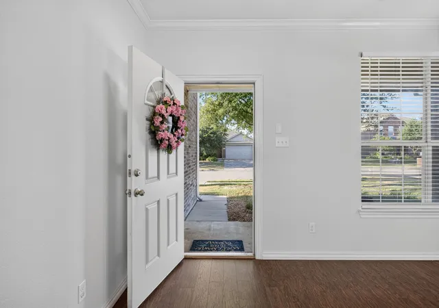 Photo 3 of Single family home for sale at 304 Turquoise Dr, Fort Worth, TX 76131 | MLS# 21364572 | Listing updated on 2026-09-09