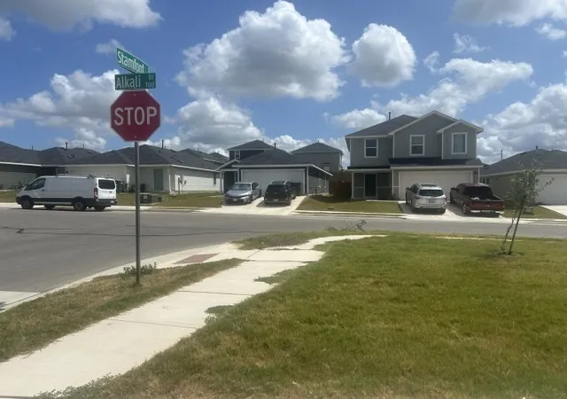 Photo 2 of Sale Pending at 174 Stamford St, Buda, TX 78610 | MLS# 21365593 | Listing updated on 2026-09-08