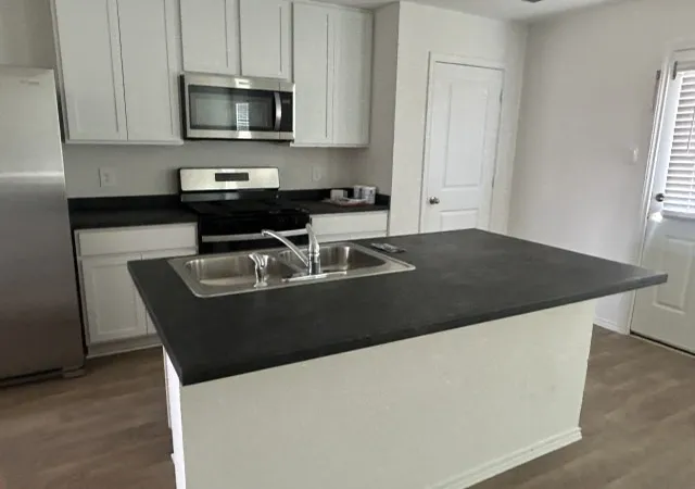Photo 4 of Sale Pending at 174 Stamford St, Buda, TX 78610 | MLS# 21365593 | Listing updated on 2026-09-08