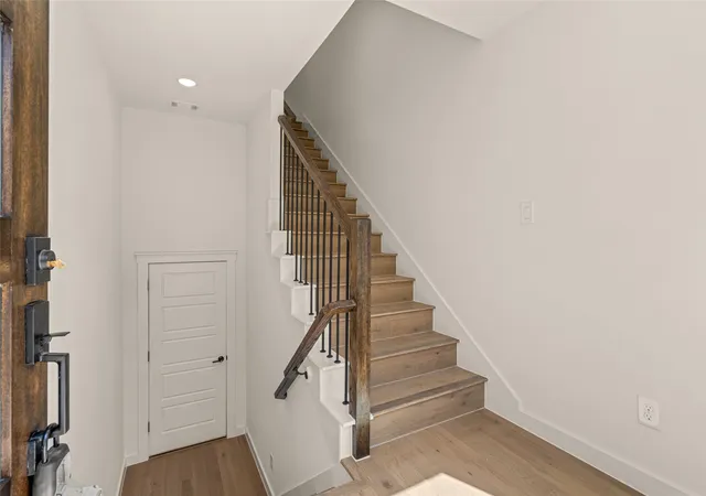 Photo 3 of Sale Pending at 2737 Azalea Park Cir, Fort Worth, TX 76107 | MLS# 21364017 | Listing updated on 2026-09-08