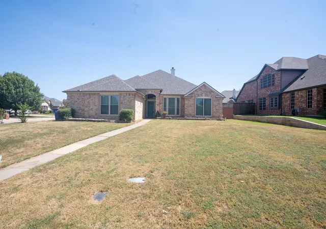 Photo 1 of Single family home for sale at 3020 Saint Jude Dr, Mansfield, TX 76063 | MLS# 21364909 | Listing updated on 2026-09-14