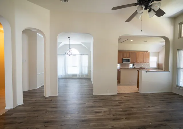Photo 4 of Single family home for sale at 3020 Saint Jude Dr, Mansfield, TX 76063 | MLS# 21364909 | Listing updated on 2026-09-14