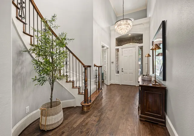 Photo 3 of Single family home for sale at 4472 Donegal Dr, Frisco, TX 75034 | MLS# 21354931 | Listing updated on 2026-09-13