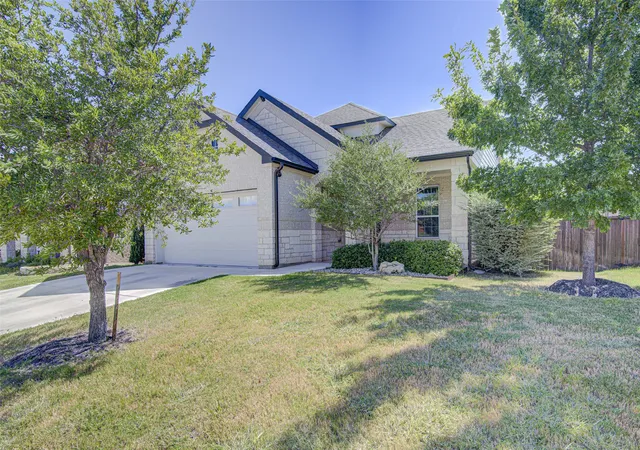 Photo 3 of Single family home for sale at 106 Bear Paw Run, Georgetown, TX 78628 | MLS# 21365666 | Listing updated on 2026-09-22