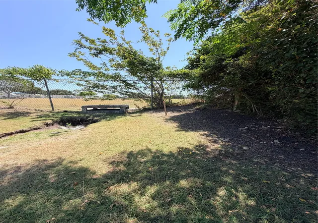 Photo 4 of Land for sale at 2012 Hillview St, Mesquite, TX 75149 | MLS# 21365841 | Listing updated on 2026-09-15