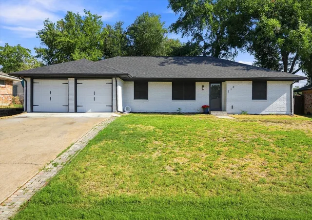 Photo 2 of Single family home for sale at 710 Greenland Wy, Grand Prairie, TX 75050 | MLS# 21338232 | Listing updated on 2026-09-08