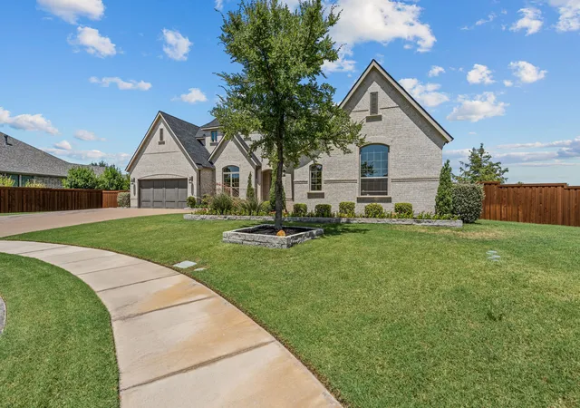 Photo 3 of Single family home for sale at 1720 Lexington Ave, Prosper, TX 75078 | MLS# 21364102 | Listing updated on 2026-09-09