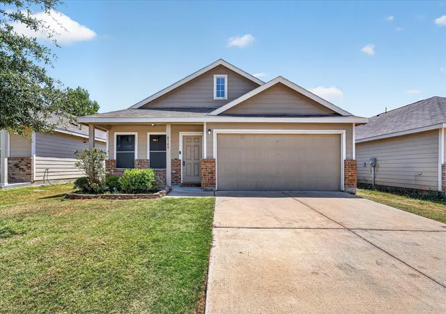 Photo 1 of Single family home for sale at 4140 Renee Dr, Dallas, TX 75227 | MLS# 21365809 | Listing updated on 2026-09-10