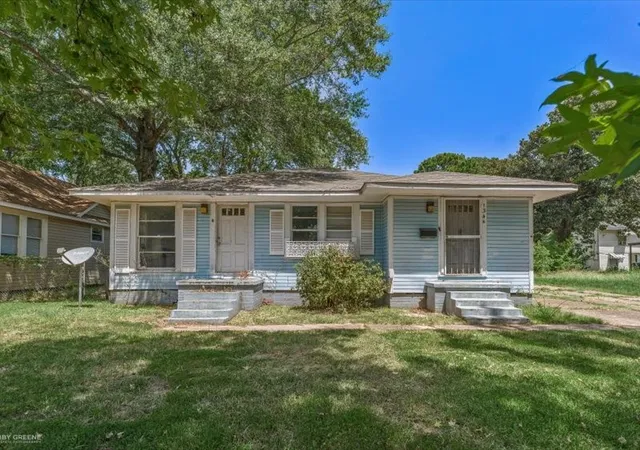 Photo 4 of Single family home for sale at 134 E Herndon St, Shreveport, LA 71101 | MLS# 21365903 | Listing updated on 2026-09-13