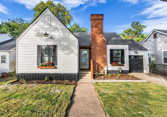 Photo 1 of Single family home for sale at 916 N 31st St, Waco, TX 76707 | MLS# 21364696 | Listing updated on 2026-09-13