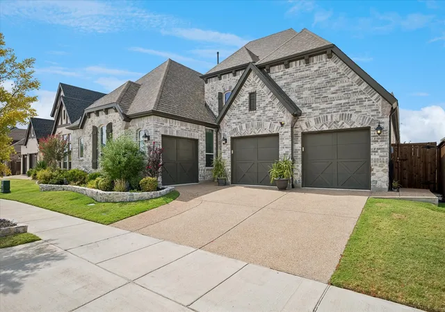 Photo 2 of Single family home for sale at 1737 Clem Castle Dr, Carrollton, TX 75010 | MLS# 21361280 | Listing updated on 2026-09-13