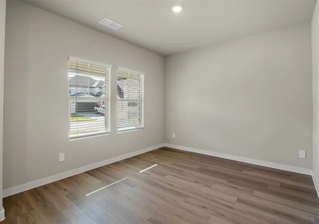 Photo 4 of Single family home for sale at 2220 Currents Rd, Princeton, TX 75407 | MLS# 21365440 | Listing updated on 2026-09-08