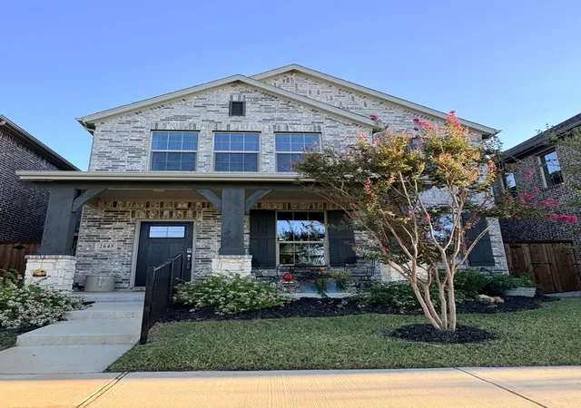 Photo 2 of Single family home for sale at 2645 Kings Canyon Mews, Corinth, TX 76210 | MLS# 21365923 | Listing updated on 2026-09-14