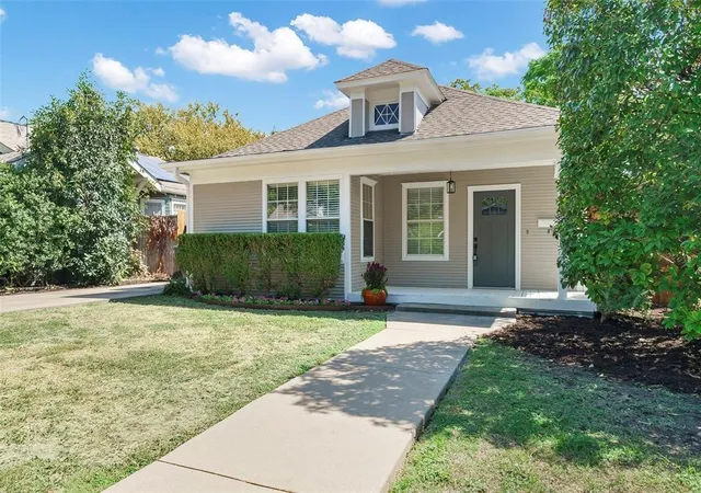 Photo 18 of Single family home for sale at 5524 Victor St, Dallas, TX 75214 | MLS# 21365932 | Listing updated on 2026-10-07