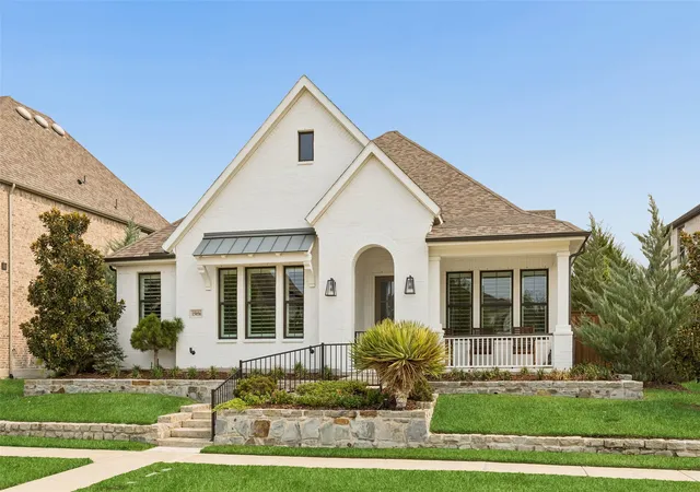 Photo 2 of Sale Pending at 15056 Wintergrass Rd, Frisco, TX 75035 | MLS# 21364193 | Listing updated on 2026-09-14