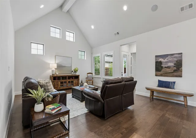 Photo 4 of Sale Pending at 15056 Wintergrass Rd, Frisco, TX 75035 | MLS# 21364193 | Listing updated on 2026-09-14