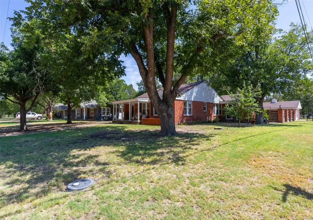 Photo 2 of Single family home for sale at 500 N Avenue H, Haskell, TX 79521 | MLS# 21364348 | Listing updated on 2026-09-14