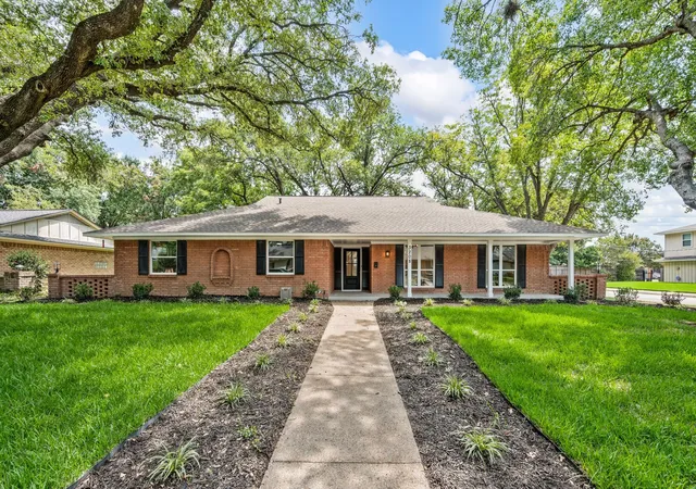 Single family home for sale at 3208 Timberview Rd, Dallas, TX 75229 | MLS# 21357914