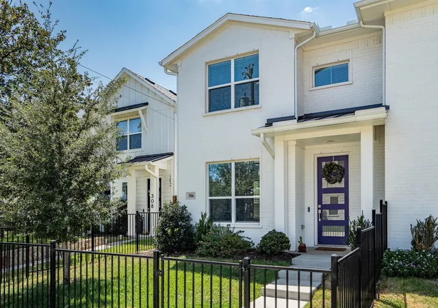Photo 3 of Townhouse for sale at 306 Sunset Ln, Fort Worth, TX 76114 | MLS# 21357366 | Listing updated on 2026-10-06