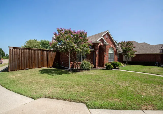 Photo 3 of Single family home for sale at 5812 Marrietta Dr, Frisco, TX 75035 | MLS# 21362680 | Listing updated on 2026-09-11