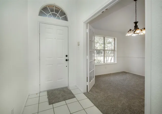 Photo 4 of Single family home for sale at 5812 Marrietta Dr, Frisco, TX 75035 | MLS# 21362680 | Listing updated on 2026-09-11