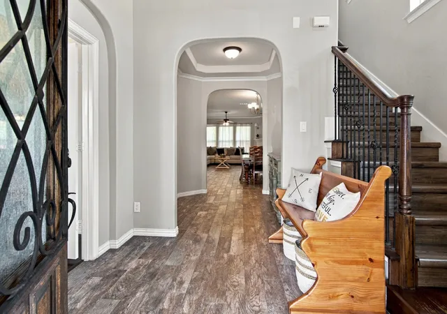 Photo 3 of Single family home for sale at 6124 Dunnlevy Dr, Fort Worth, TX 76179 | MLS# 21364369 | Listing updated on 2026-09-14