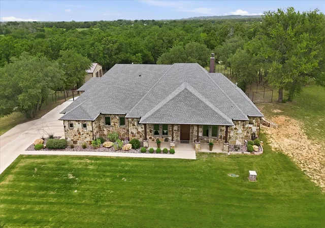 Photo 1 of Single family home for sale at 321 Arborview Dr, Weatherford, TX 76088 | MLS# 21365322 | Listing updated on 2026-09-10