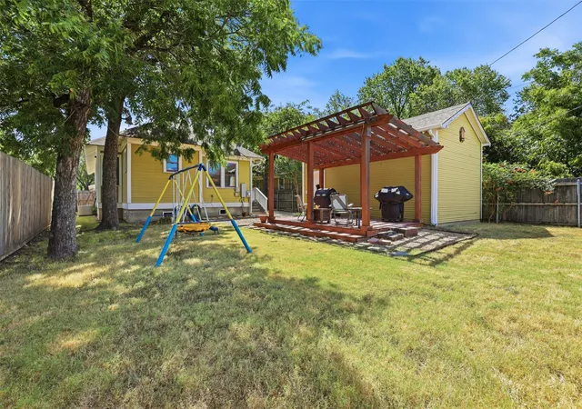 Photo 24 of Single family home for sale at 2114 Hurley Ave, Fort Worth, TX 76110 | MLS# 21366033 | Listing updated on 2026-09-12