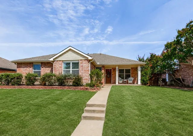 Photo 1 of Sale Pending at 2091 Briarcliff Rd, Lewisville, TX 75067 | MLS# 21364900 | Listing updated on 2026-09-09