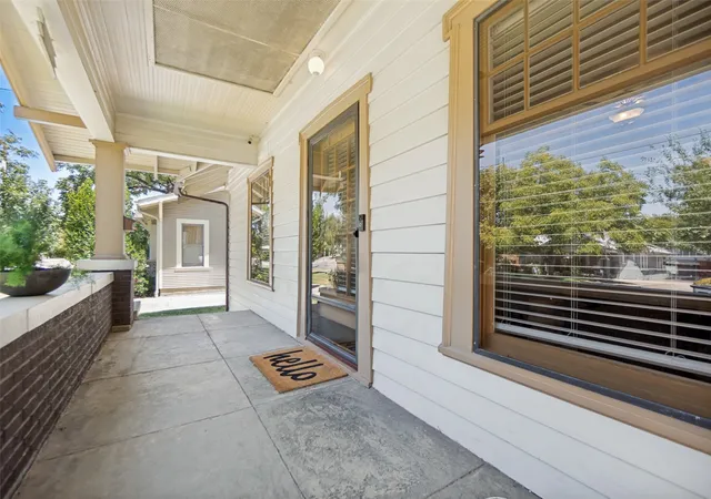 Photo 2 of Single family home for sale at 6106 Worth St, Dallas, TX 75214 | MLS# 21337859 | Listing updated on 2026-09-12