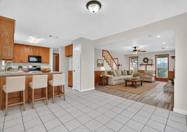 Photo 3 of Single family home for sale at 4697 Holbrook Rd, Springtown, TX 76082 | MLS# 21365454 | Listing updated on 2026-09-14