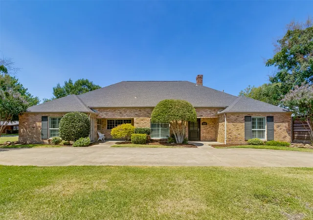 Photo 2 of Single family home for sale at 15305 Leavalley Dr, Dallas, TX 75248 | MLS# 21363270 | Listing updated on 2026-09-12
