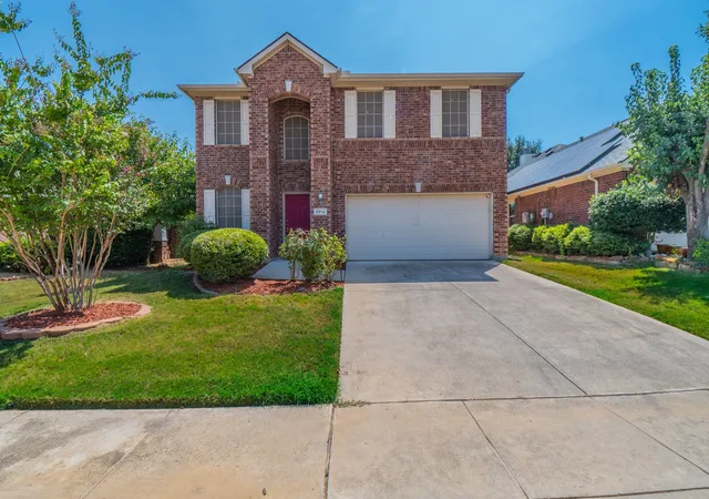 Photo 1 of Sale Pending at 3212 Ladera Dr, Bedford, TX 76021 | MLS# 21366141 | Listing updated on 2026-09-08