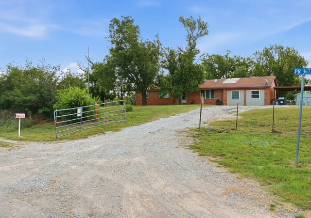 Photo 3 of Single family home for sale at 5019 Fm 2123, Paradise, TX 76073 | MLS# 21366166 | Listing updated on 2026-09-11