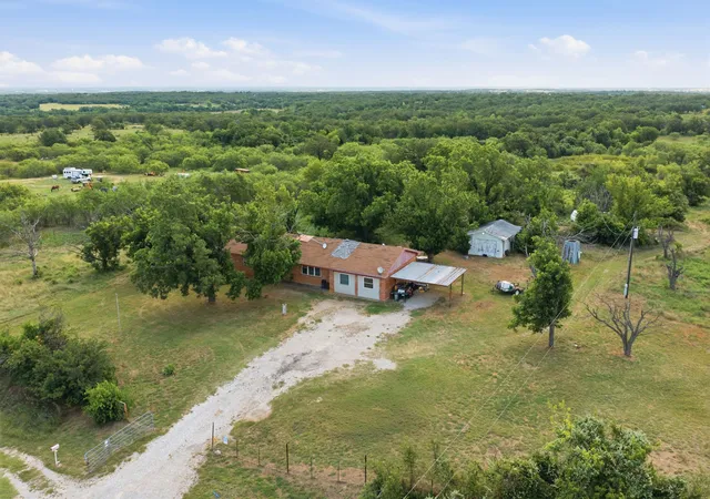 Photo 3 of Single family home for sale at 5019 Fm 2123, Paradise, TX 76073 | MLS# 21366166 | Listing updated on 2026-09-11