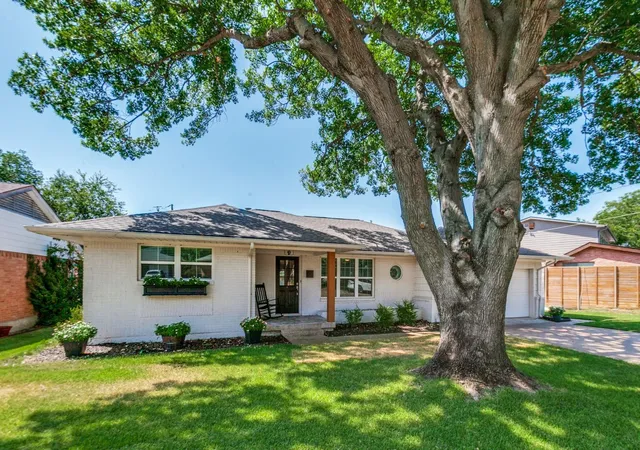 Photo 1 of Single family home for sale at 10620 Lorwood Dr, Dallas, TX 75238 | MLS# 21363311 | Listing updated on 2026-09-13