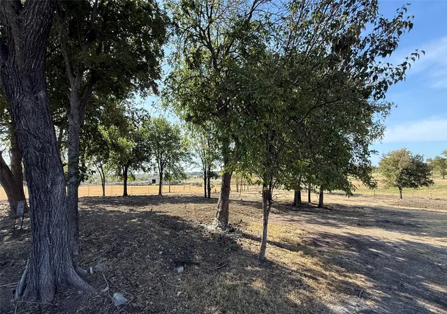 Photo 3 of Sale Pending at 112 Brentwood Ln, Haslet, TX 76052 | MLS# 21365996 | Listing updated on 2026-09-08