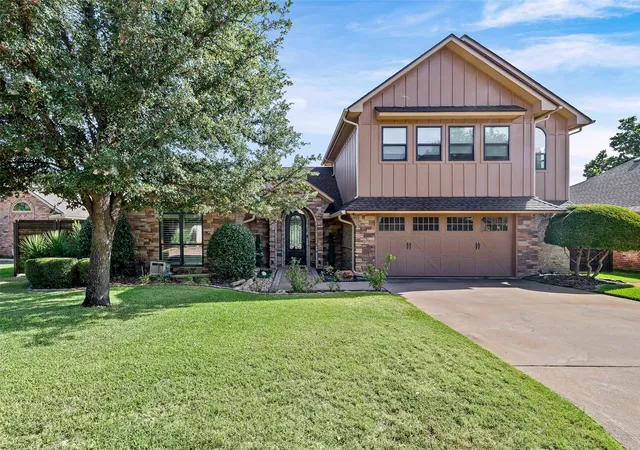 Photo 3 of Single family home for sale at 2325 River Rd, Granbury, TX 76048 | MLS# 21365514 | Listing updated on 2026-09-12