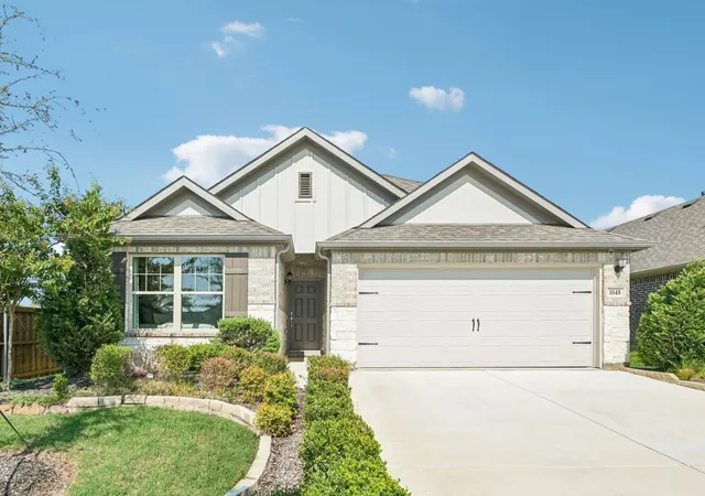 Photo 1 of Single family home for sale at 1048 Tarryhill Dr, Crowley, TX 76036 | MLS# 21366146 | Listing updated on 2026-09-13