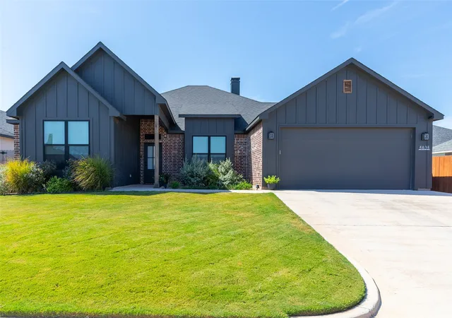 Photo 1 of Sale Pending at 5035 Cranbrook Dr, Abilene, TX 79606 | MLS# 21365848 | Listing updated on 2026-09-28