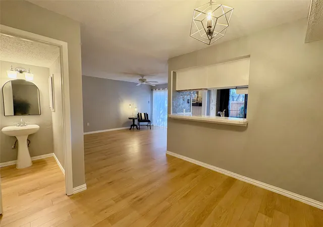 Listing Photo 4 - Condo for sale in building located at 891 Dublin Dr, Richardson, TX 75080 - Unit #2