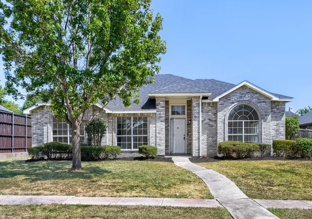 Photo 2 of Single family home for sale at 604 Andersonville Ln, Wylie, TX 75098 | MLS# 21362994 | Listing updated on 2026-09-07