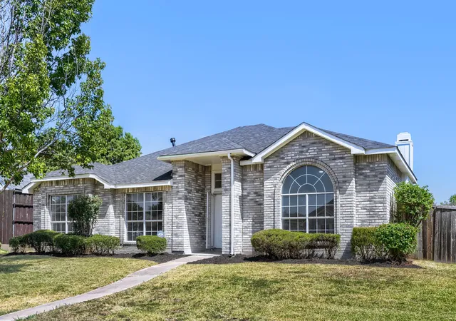 Photo 3 of Single family home for sale at 604 Andersonville Ln, Wylie, TX 75098 | MLS# 21362994 | Listing updated on 2026-09-07