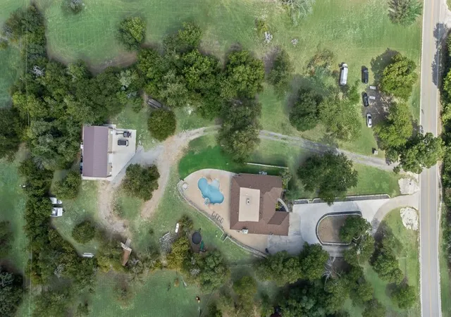 Photo 1 of Single family home for sale at 1205 Florence Dr, Azle, TX 76020 | MLS# 21361943 | Listing updated on 2026-09-12