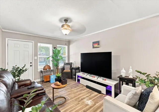 Photo 4 of Single family home for sale at 2617 Pioneer St, Fort Worth, TX 76119 | MLS# 21347839 | Listing updated on 2026-10-06